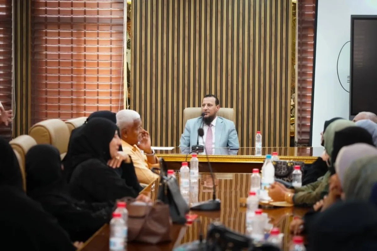 المحافظ شيخ يطلع على آخر الاستعدادات لانطلاق الاختبارات الوزارية ويؤكد حرص السلطة المحلية على إنجاحها