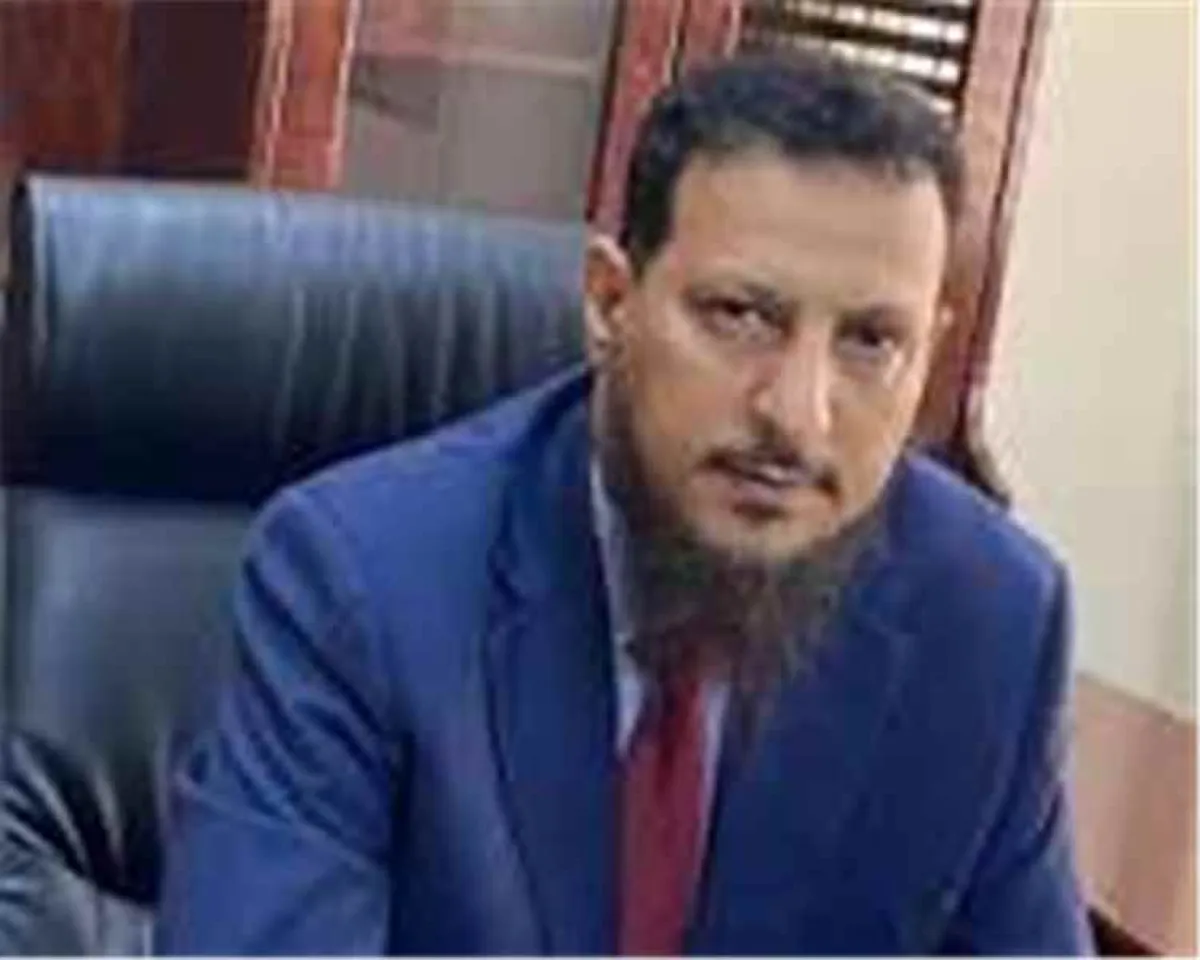 محافظ عدن يحدد أسباب انهيار الكهرباء ويضع الحلول على طاولة مجلس القيادة والحكومة