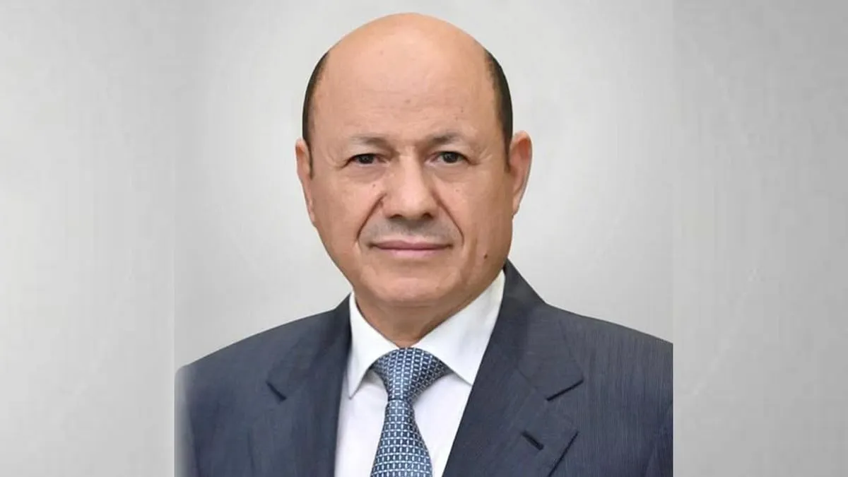 العليمي يعزّي سفير اليمن في مسقط بوفاة عمه