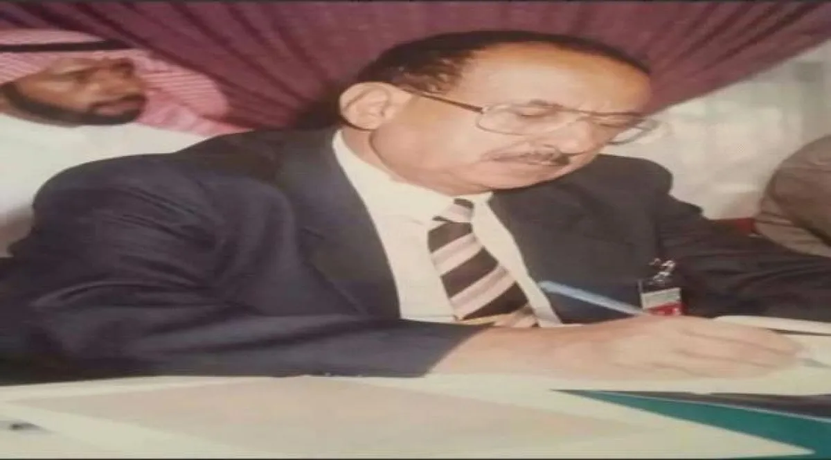 من هو الإعلامي العدني محمد عبد الله فارع؟