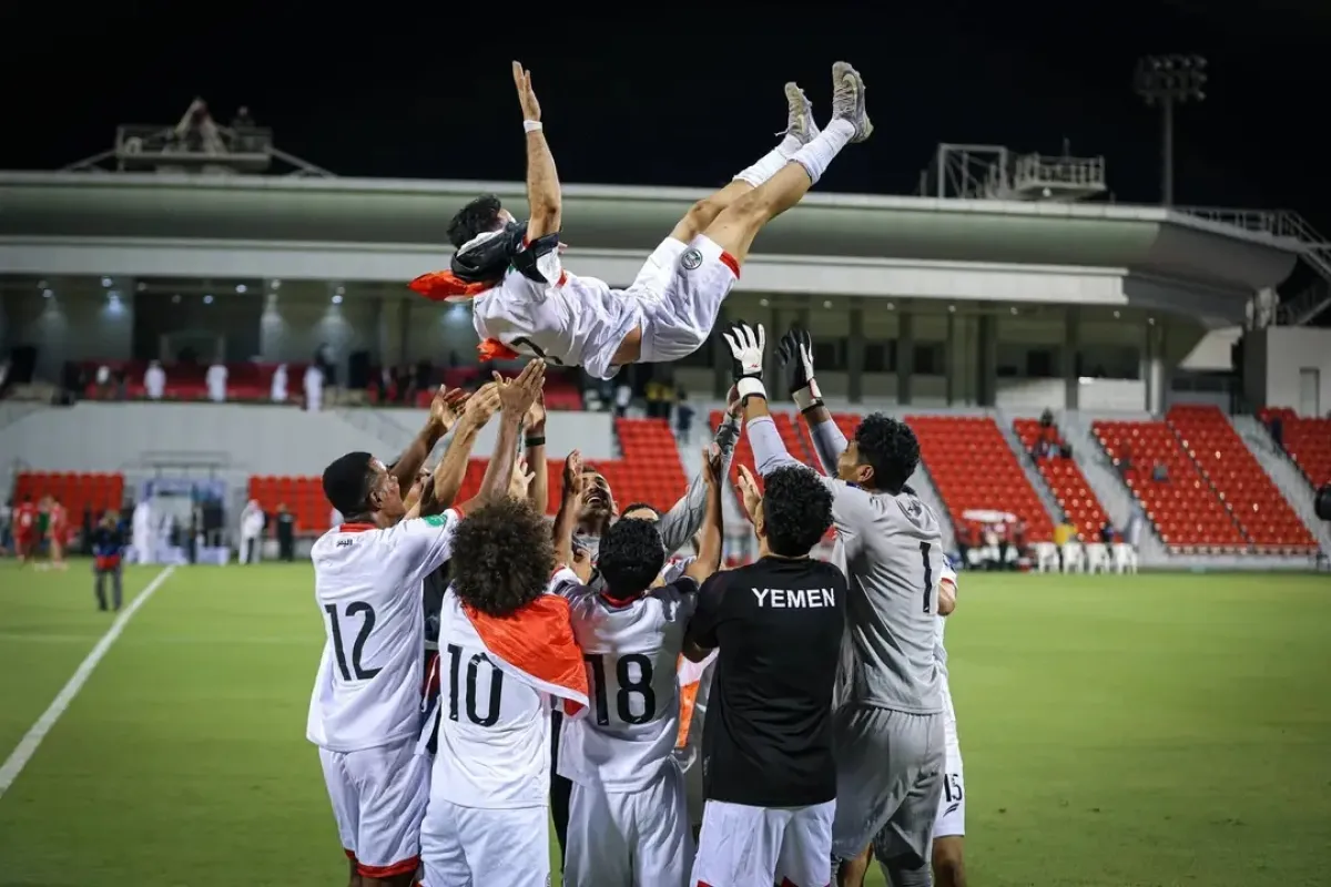 وزير الشباب اليمني يُكافئ المنتخب الوطني بمليون ريال لكل لاعب