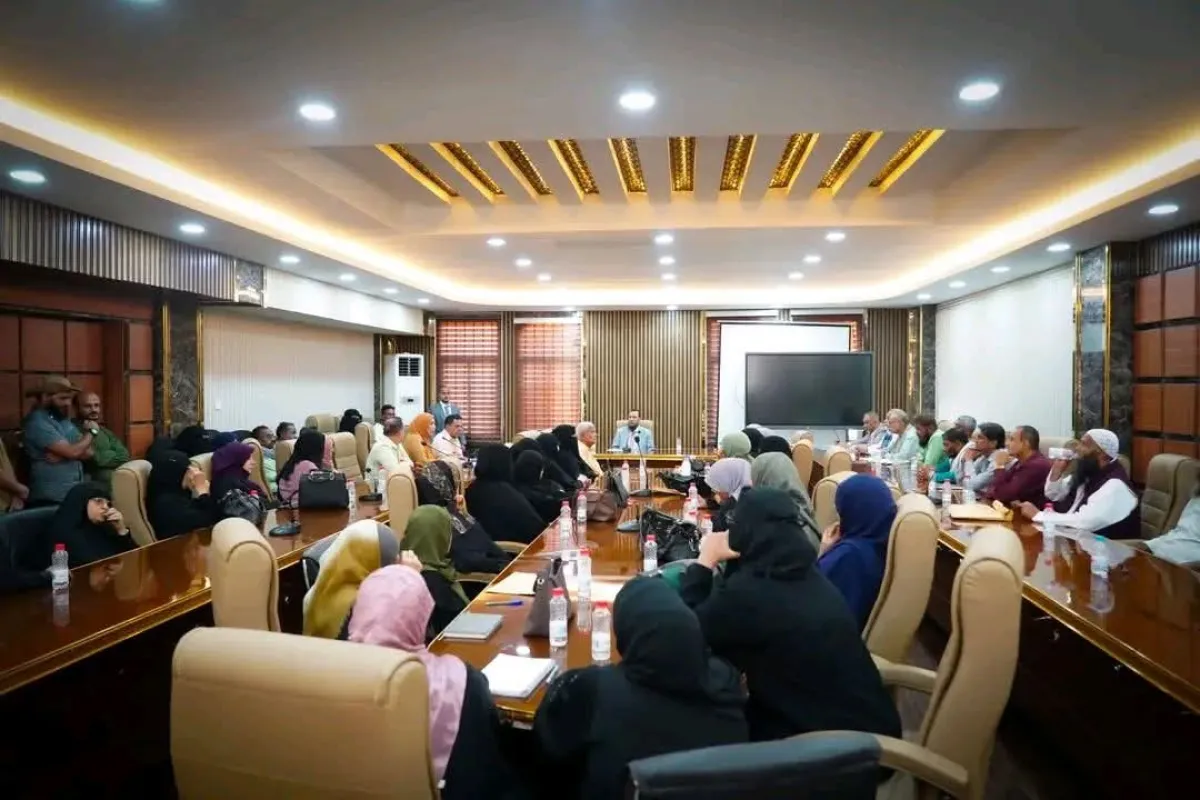 المحافظ شيخ يطلع على آخر الاستعدادات لانطلاق الاختبارات الوزارية ويؤكد حرص السلطة المحلية على إنجاحها