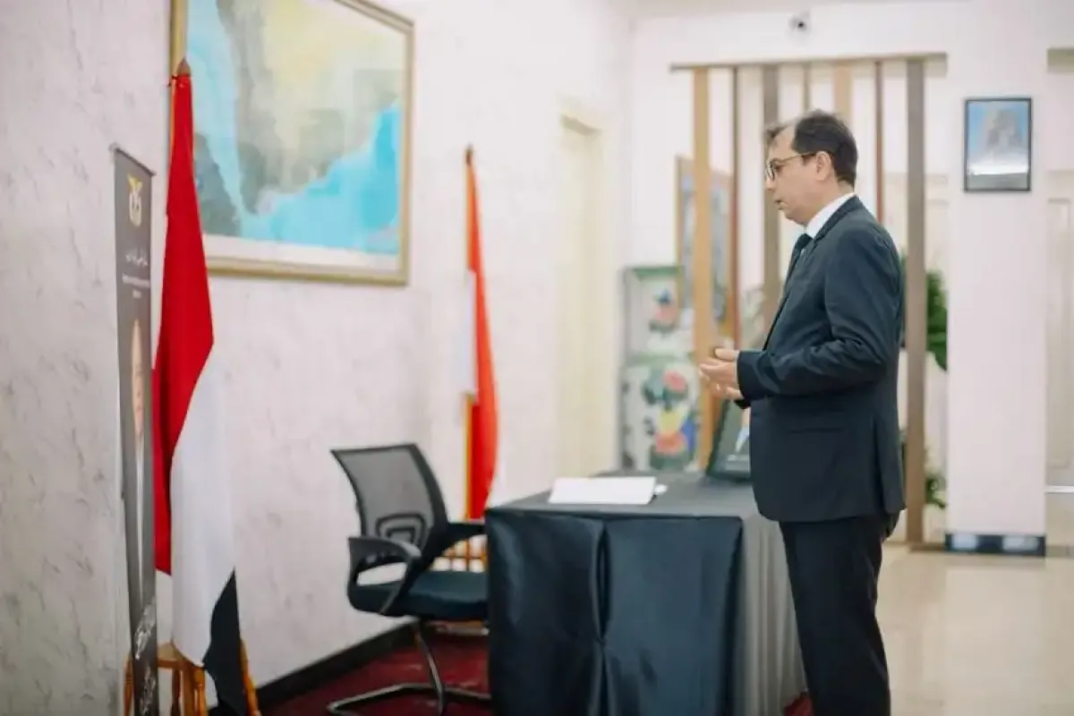 سفارات اليمن في عدد من العواصم تختتم استقبال المعزّين في وفاة الرئيس السابق عبدربه منصور هادي