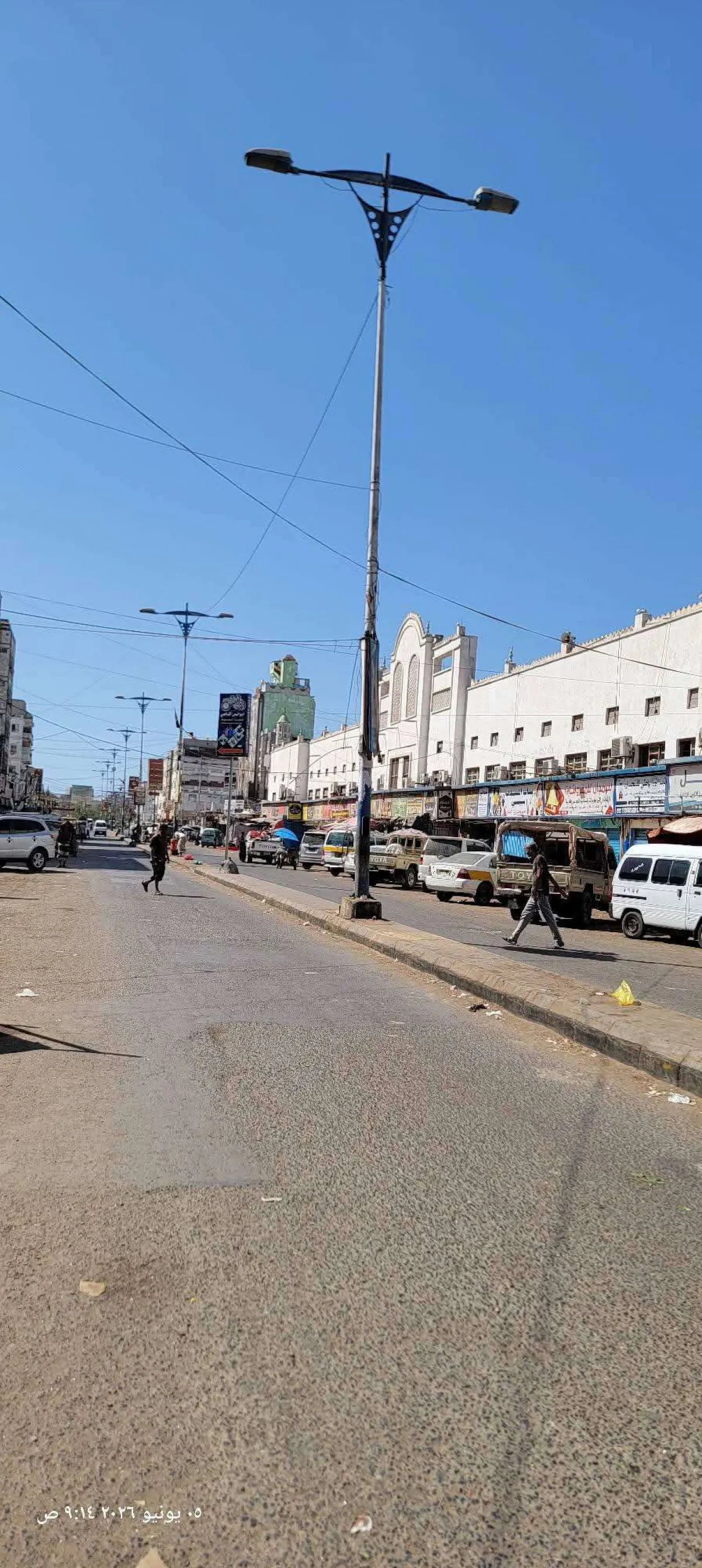أجواء شديدة الحرارة تضرب عدن صباح الجمعة وسط استمرار انقطاع الكهرباء