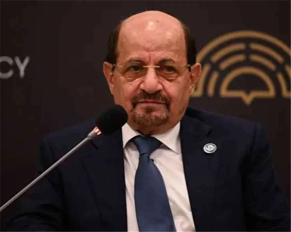 رئيس الوزراء يقدم مكافاة ضخمة للمنتخب اليمني