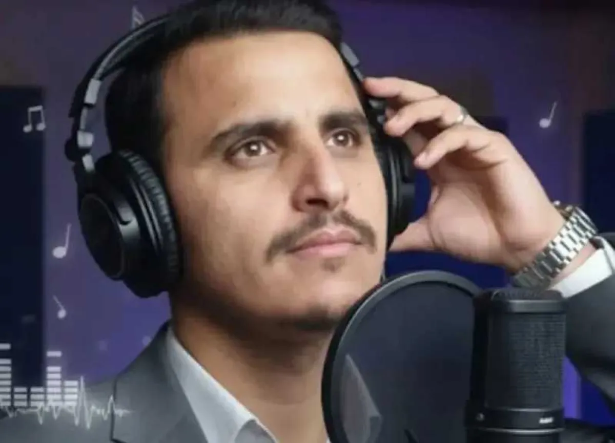 حوثيون يعتدون على منشد وينهبون كل مايملك أثناء حضوره حفل زفاف في عمران