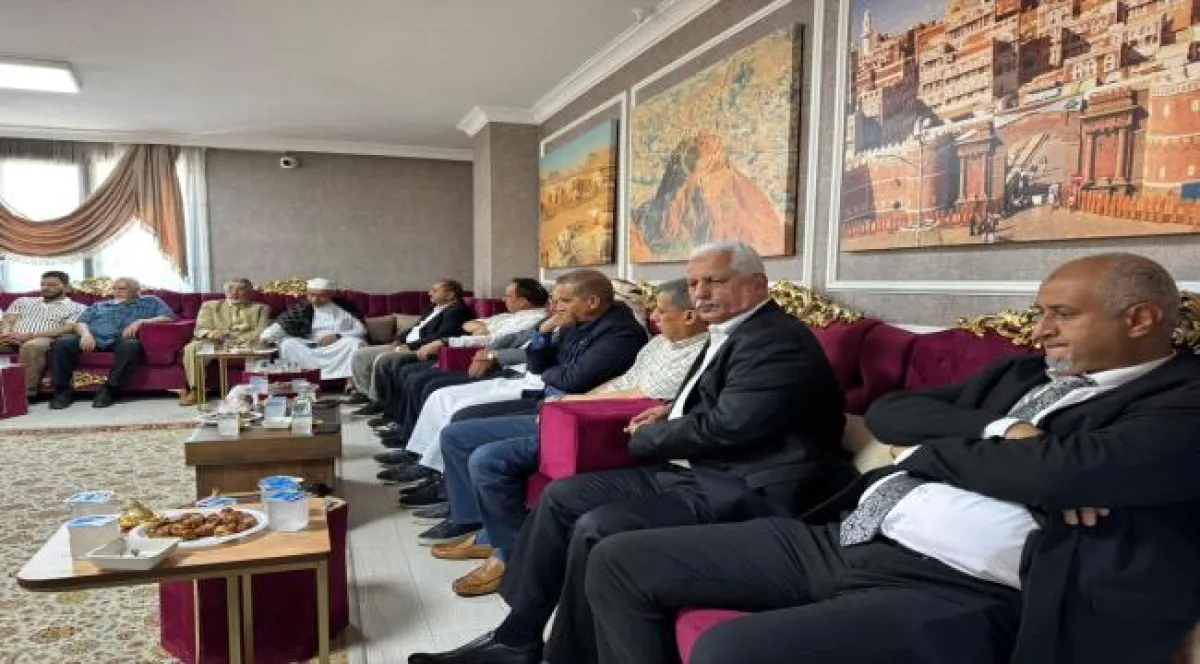 حضور لافت للجالية اليمنية في إسطنبول خلال ختام مراسم عزاء الرئيس السابق عبد ربه منصور هادي