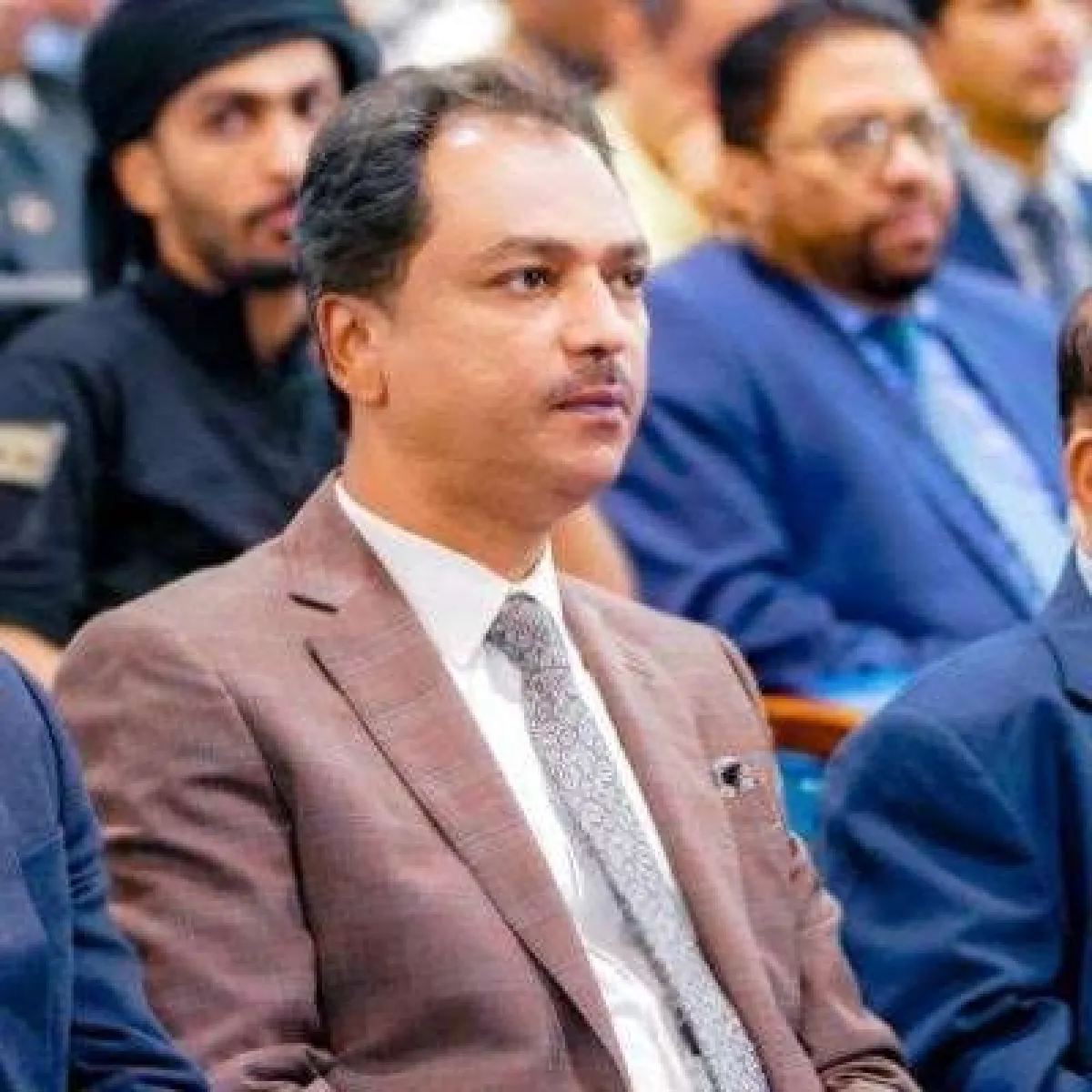 هجوم غير مسبوق.. فادي باعوم يتهم الانتقالي بإغراق عدن في الفساد والفشل