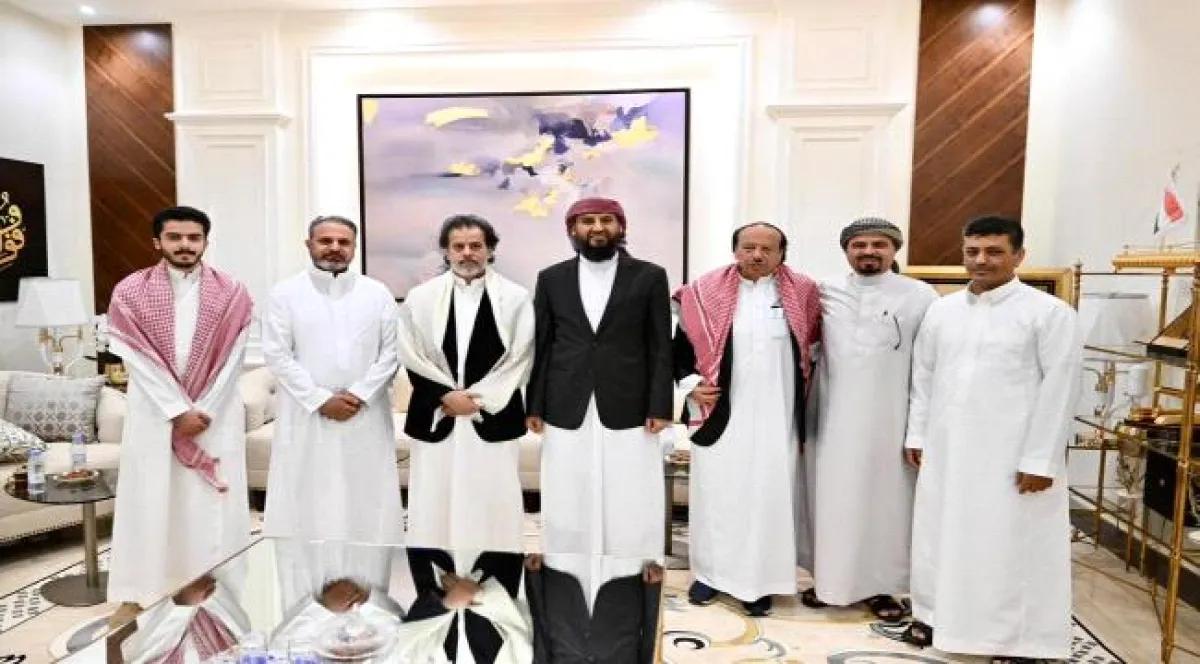 عبد الرحمن ‏المحرّمي يقدّم واجب العزاء لأسرة الرئيس السابق عبدر به منصور هادي