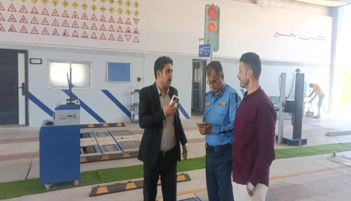 القلعة وبركات يطلعان على أداء مركز الفحص الفني بعدن ويؤكدان تطوير الخدمات المرورية