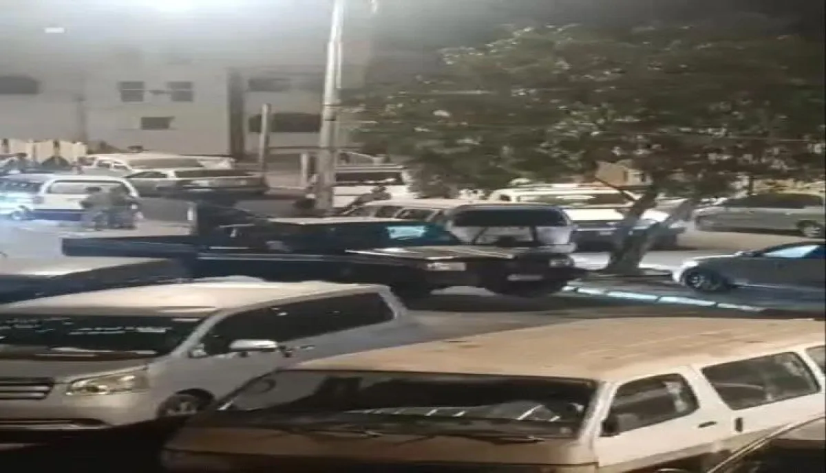 عدن.. مداهمة أمنية لموقع "حمبص" واشتباكات مسلحة تنتهي بفراره