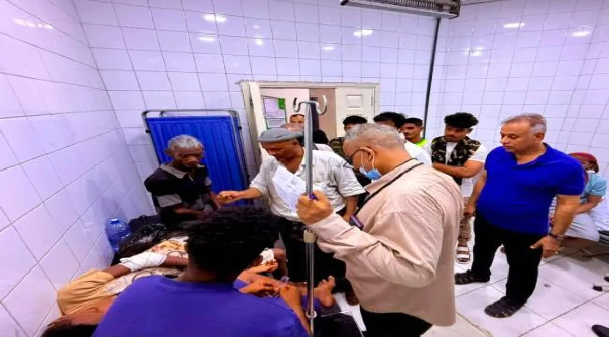 الجاوي يزور الطفل المصاب في اشتباك قوة أمنية واحد المطلوبين في اغتصاب الأطفال 