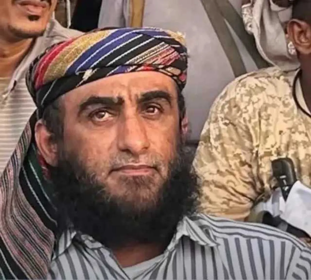 مقتل أحد قادة قوات المقاومة الوطنية المقربة من طارق صالح بانفجار جنوبي الحديدة