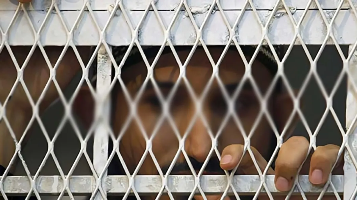 بينهم 20 يواجهون الإعدام.. مطالبات حقوقية بالإفراج عن أكثر من 100 مختطف في سجون الحوثيين بذمار