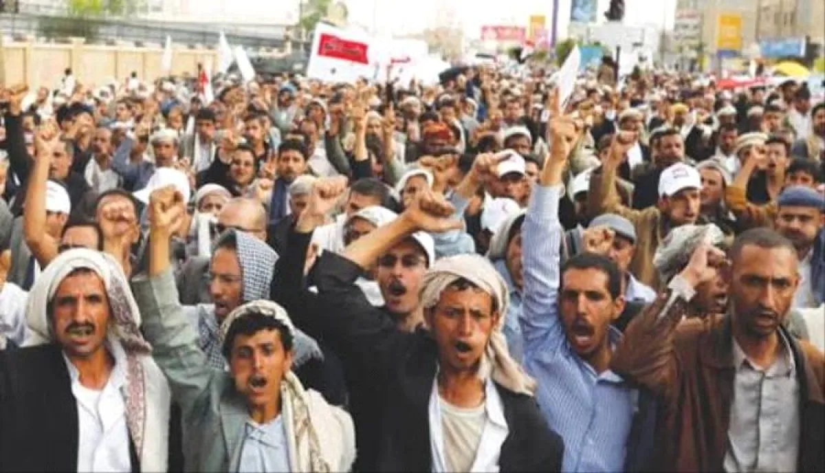 انتفاضة في صنعاء.. أهالي عصر يهددون بتفجير الوضع بوجه الحوثي: كرامة الأرض أغلى من الذهب