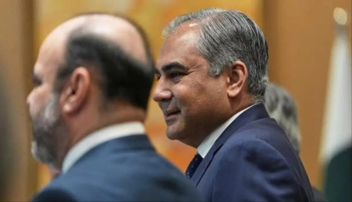 وزير الداخلية الباكستاني يزور طهران لبحث التهدئة الإقليمية ودفع مسار التفاهمات