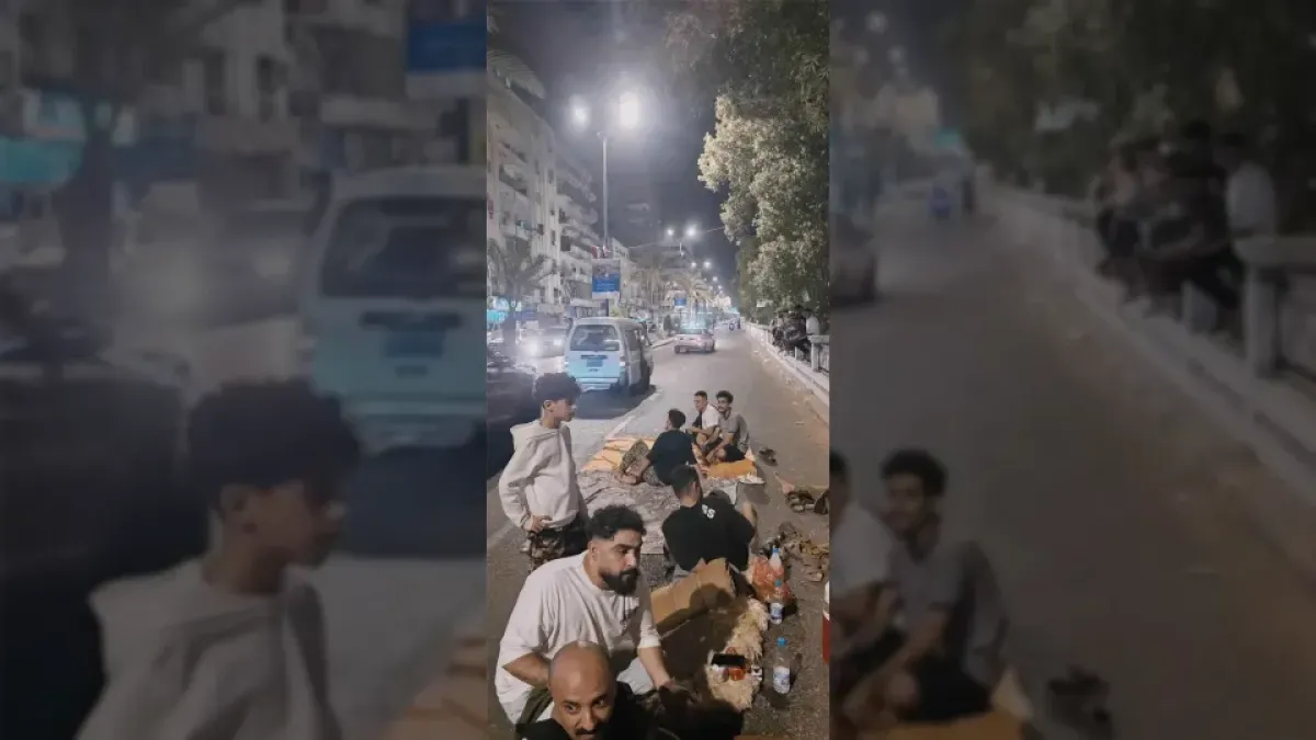 احتجاجات الكهرباء في عدن تدفع السكان للنوم في الشوارع هرباً من الحر