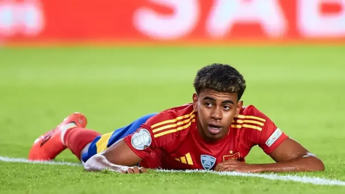 برشلونة يسمح بلعب لامين يامال أمام السعودية.. بشرط
