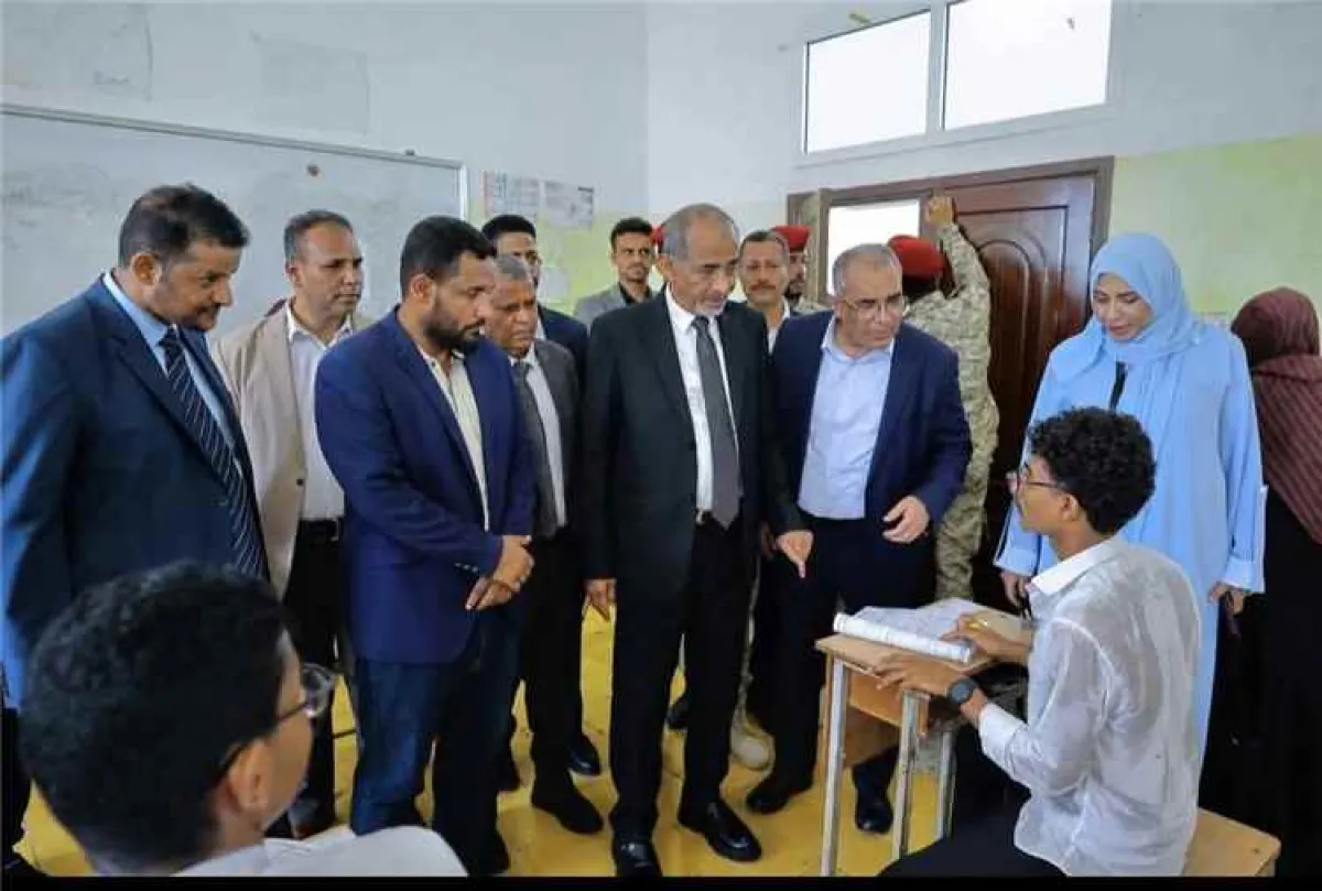 بين العرق والأحلام ماذا يحتاج طالب الثانوية؟ زيارة رسمية أم اهتمام حقيقي؟