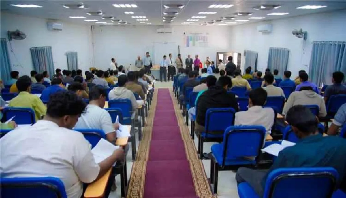 محافظ شبوة يدشن امتحانات الفصل الثاني في مختلف كليات جامعة شبوة