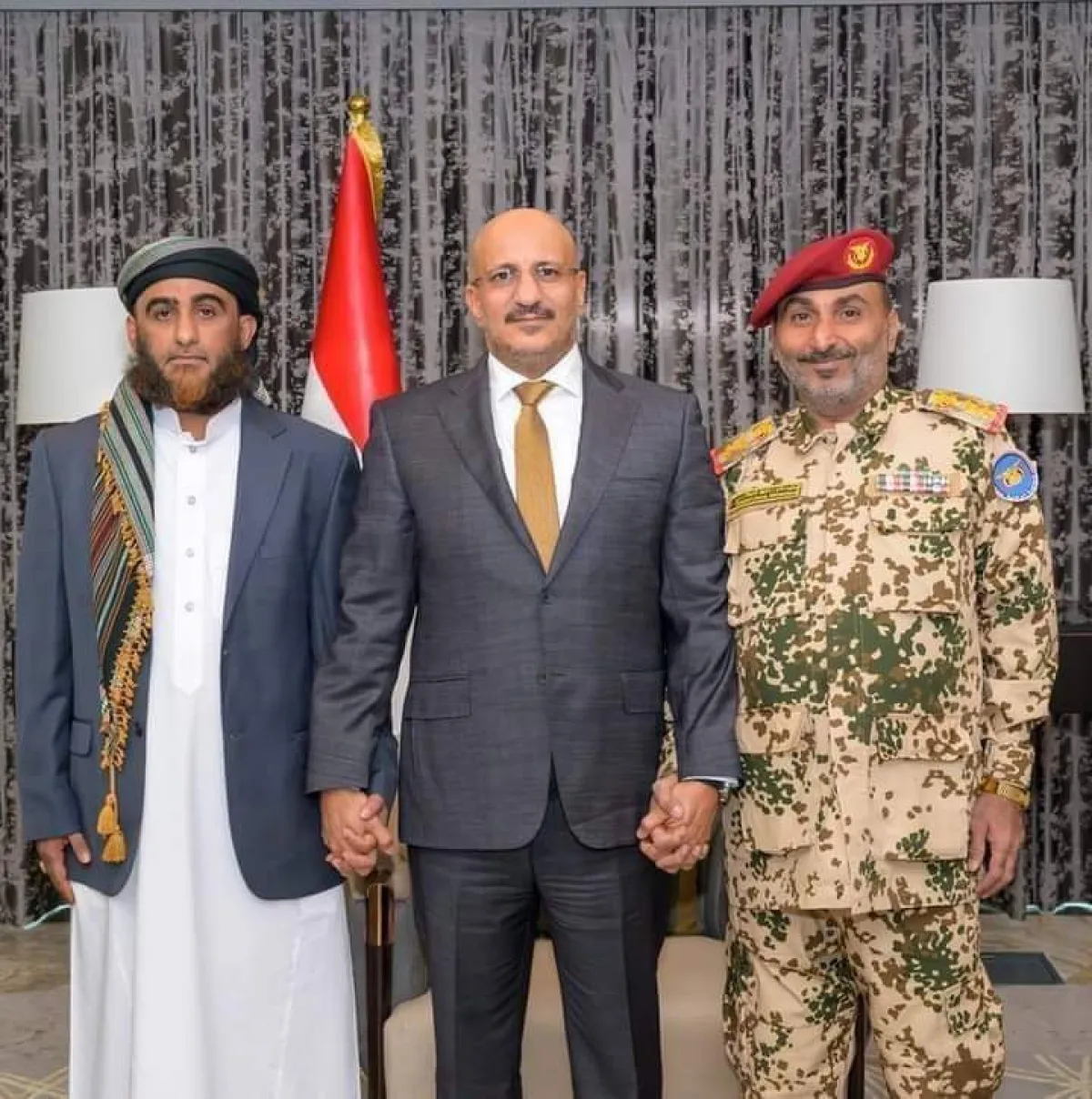 طارق صالح ناعيًا العميد يحيى وحيش: ستظل دماؤه وقودًا لمعركتنا ضد الكهنوت