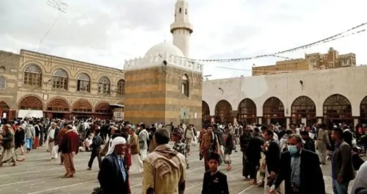 إغلاق الجامع الكبير بالعاصمة صنعاء لسبب غير متوقع !