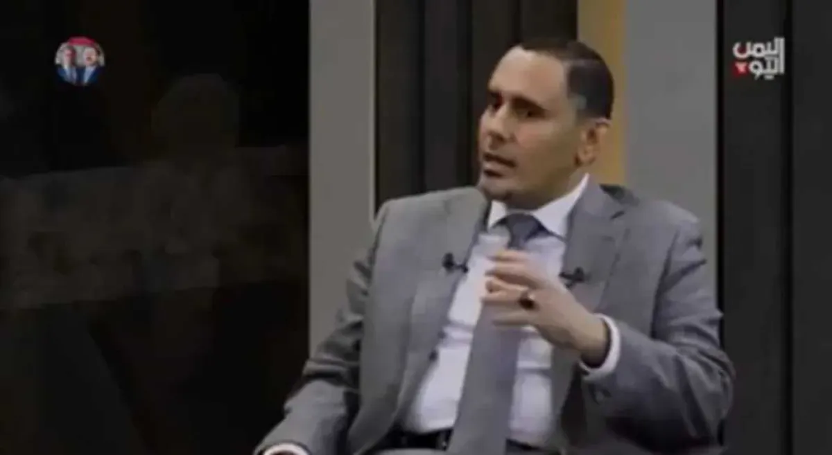 مسؤول يمني يفجّر موجة استغراب بـ”مغازلة“ الحوثيين وتقديم ”صك براءة“ لمفاوضين متهمين بانتهاكات - [فيديو]