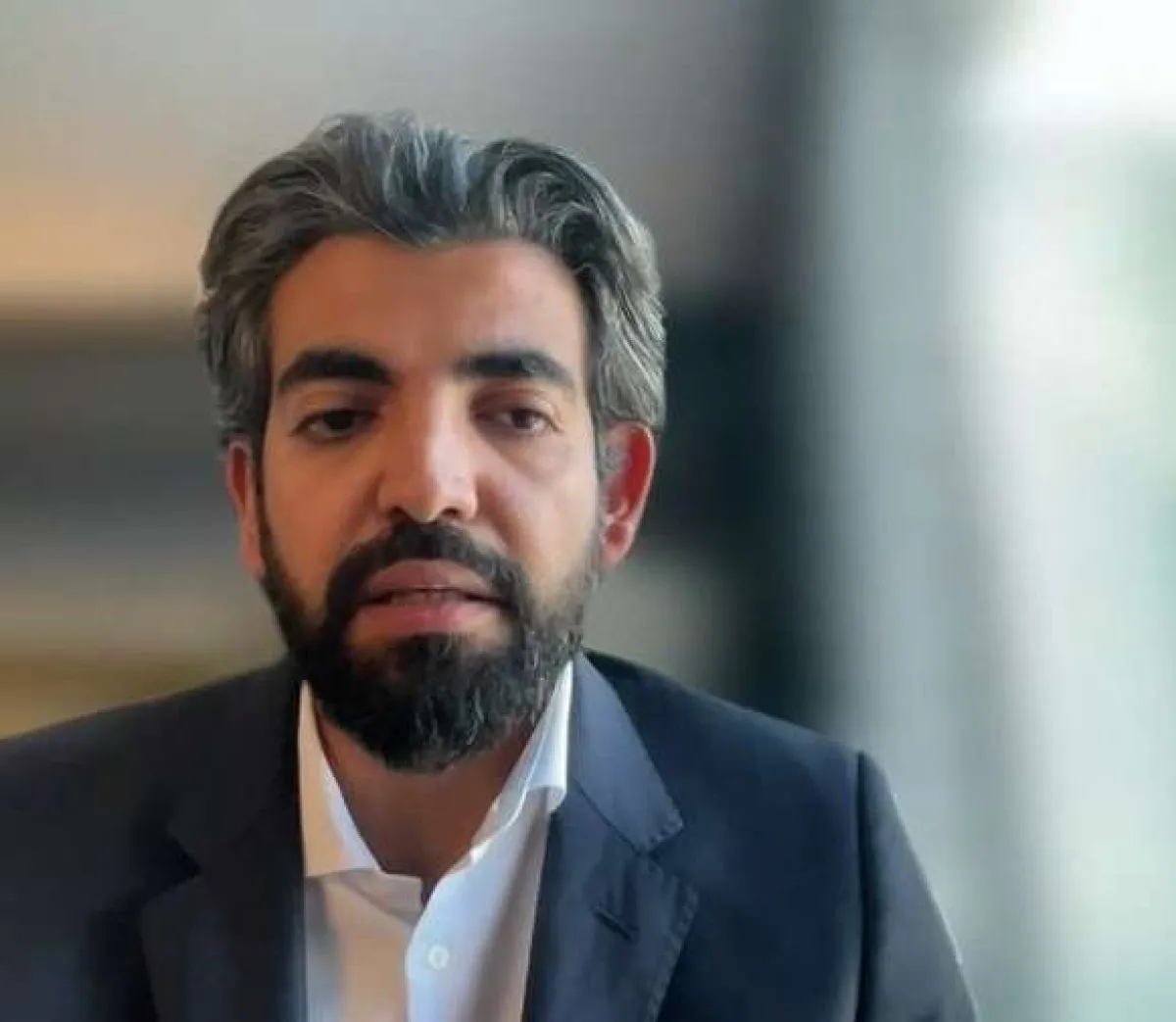 البيض يهاجم السعودية من داخل أمريكا ويوجه امر خطير لها