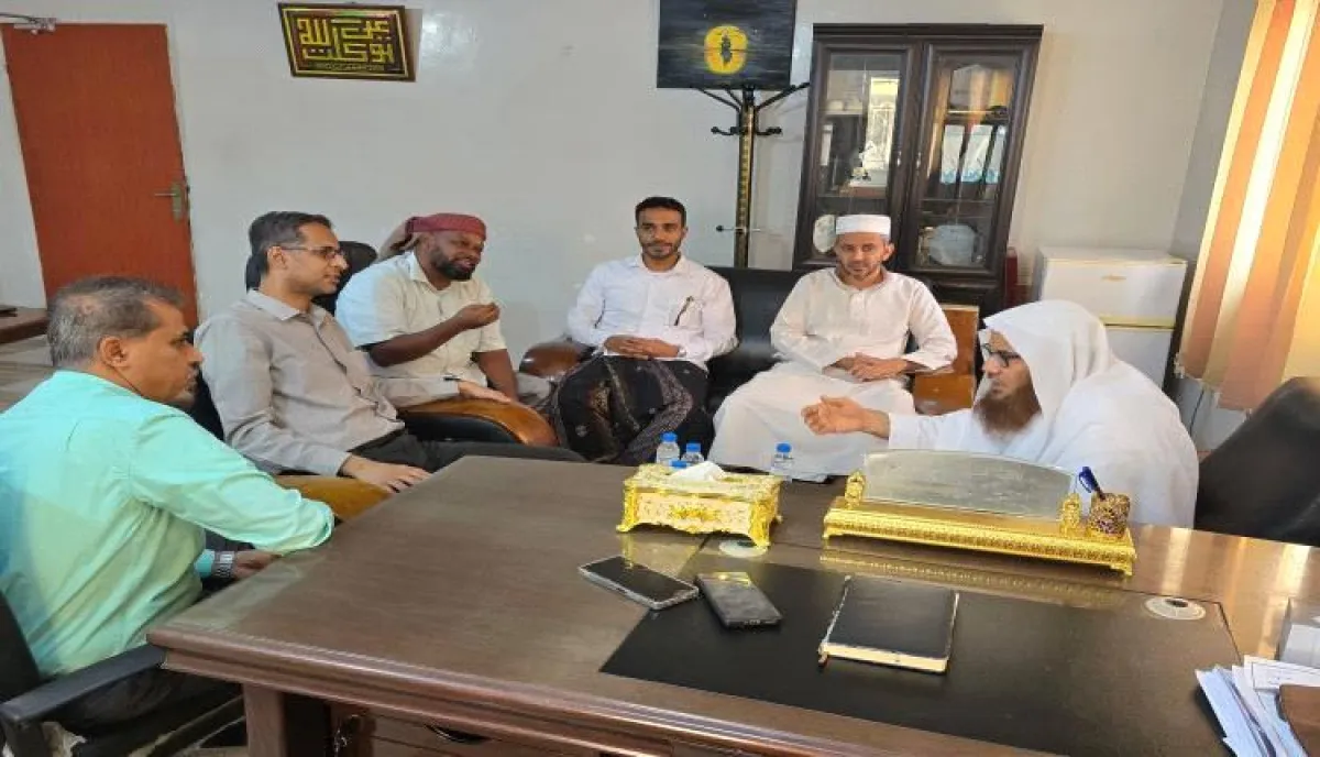 مدير عام الثقافة بعدن تبحث شراكة مع مؤسسة جدارية لتعزيز النشاط الثقافي للشباب