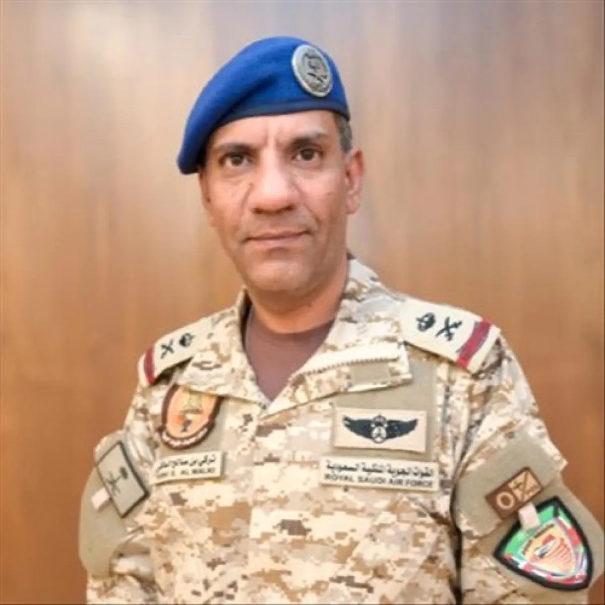 الدفاع السعودية : صاروخ حوثي انحرف عن مساره وسقط قرب الحدود اليمنية السعودية