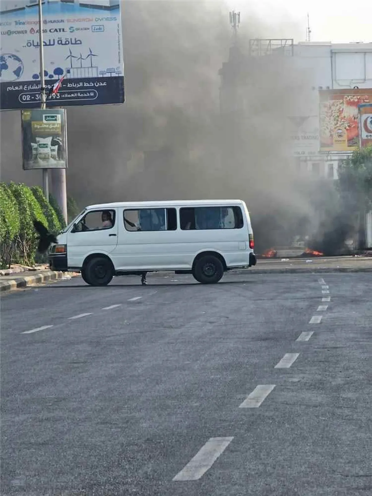 عاجل.. متظاهرون يقطعون الطريق الرئيسي في المنصورة احتجاجًا على تردي الكهرباء