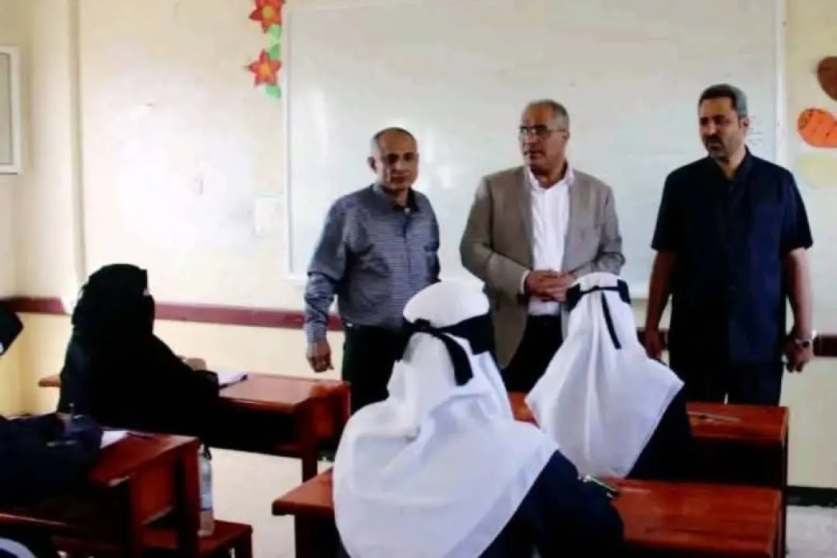 مليون ريال مكافأة لطالبة أدّت امتحان الثانوية بعد يوم واحد من ولادتها.. والمحافظ الحالمي يشيد بإصرارها