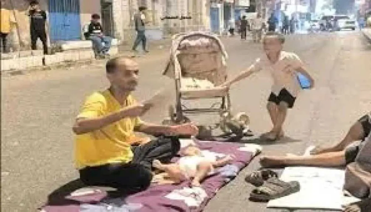 ”ثورة الفرشان” تشتعل في عدن.. والمواطنون يخرجون للشوارع احتجاجاً على انقطاع الكهرباء