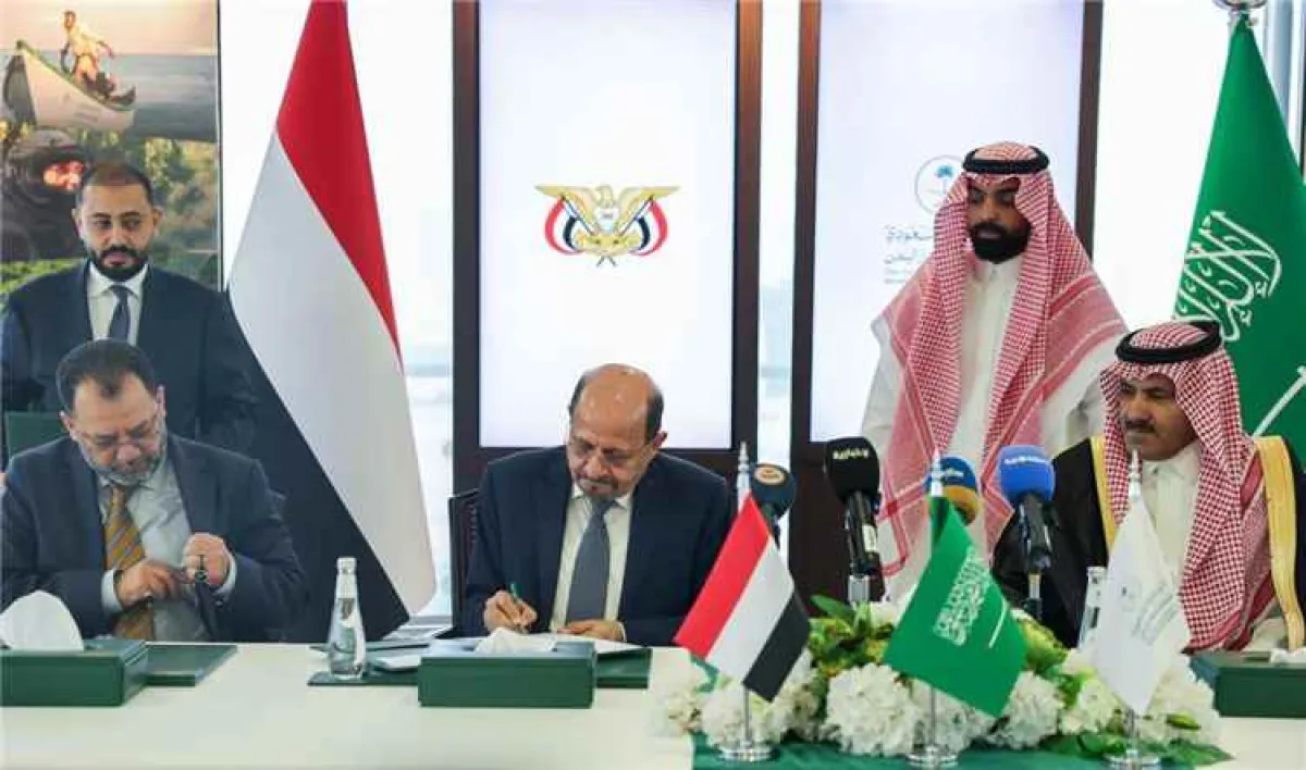اتفاقية “سعودية – يمنية” لتوريد مشتقات نفطية بقيمة 150 مليون دولار دعمًا لقطاع الطاقة وتشغيل محطات الكهرباء في اليمن