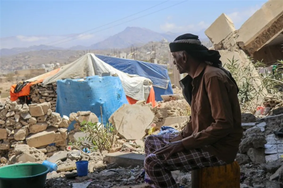 بين الجوع والسجان.. كيف حوّل الحوثيون "تهمة التجسس" إلى حكم إعدام للملايين؟