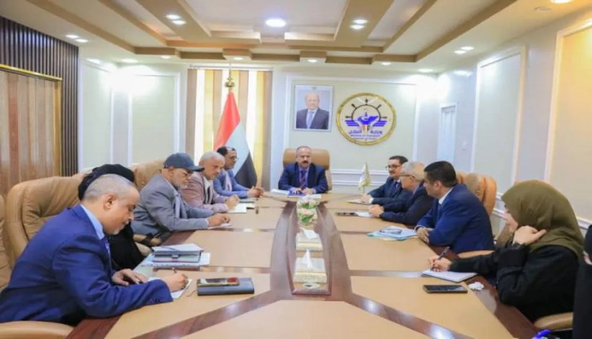 العمري يقود ثورة تصحيح في الهيئة العامة للطيران.. قرارات حاسمة وبنية تحتية جديدة