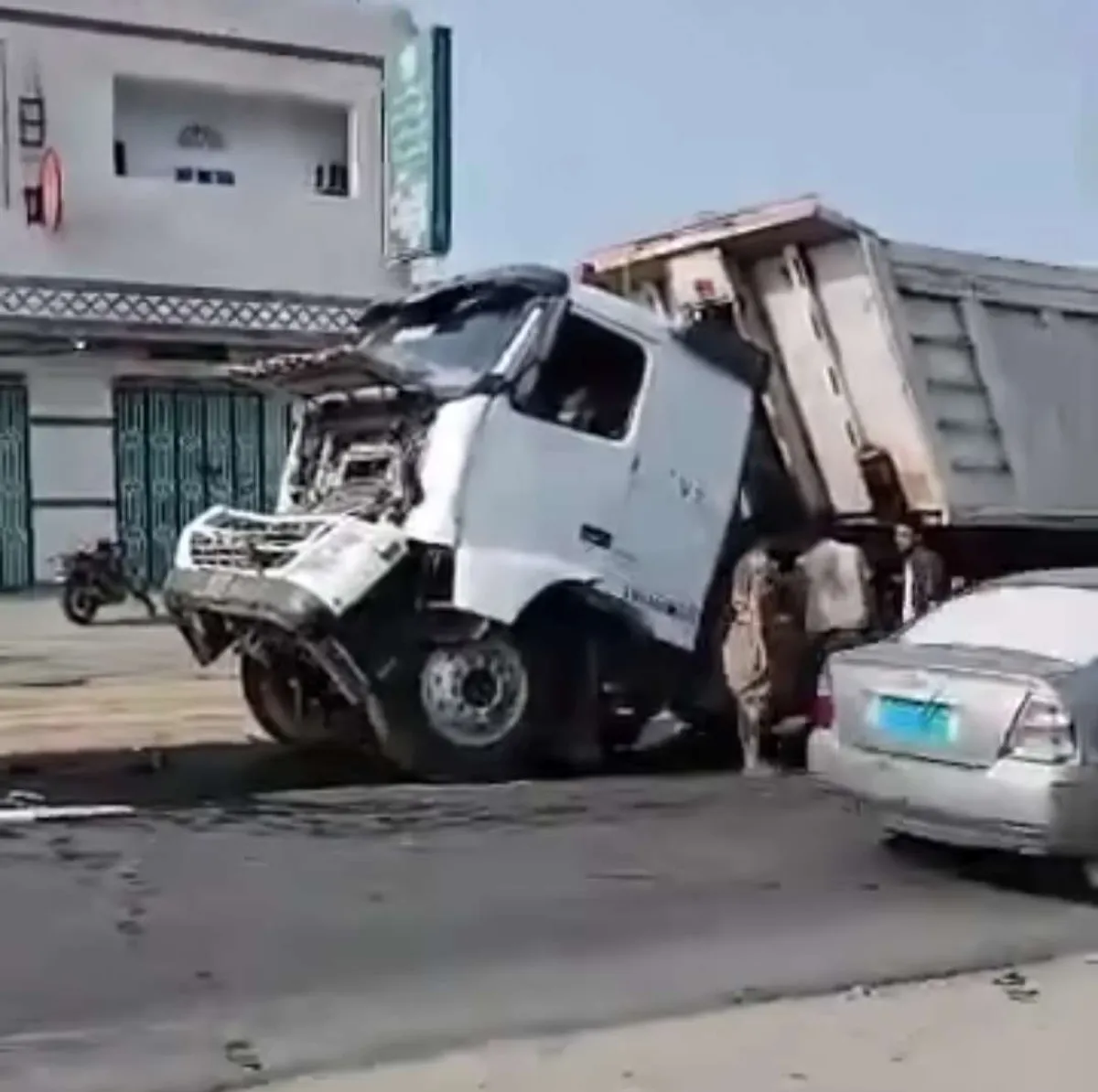 حادث سير في حجة