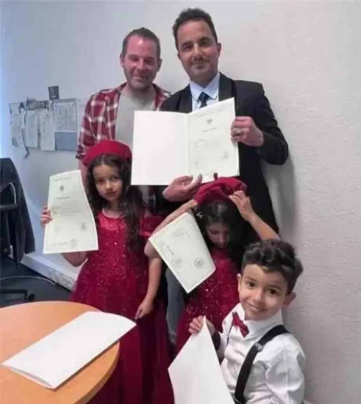 منح باحث يمني الجنسية الألمانية تقديراً لتميزه الأكاديمي