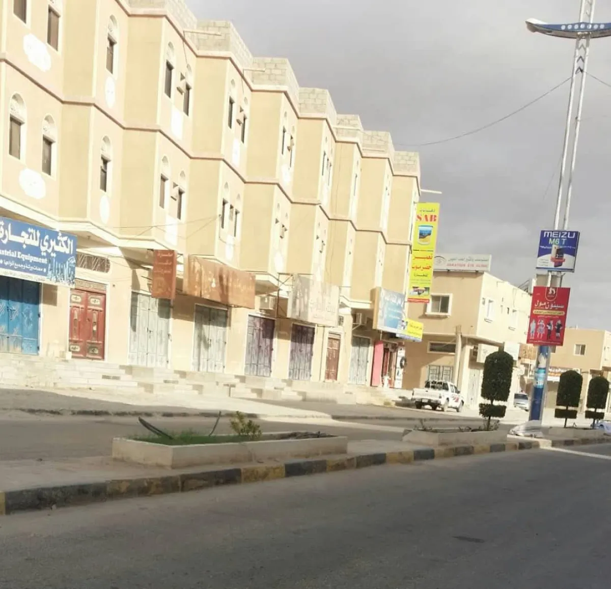 حضرموت : عصيان مدني في سيئون تنديداً بانقطاع الكهرباء وتردي الخدمات الأساسية 