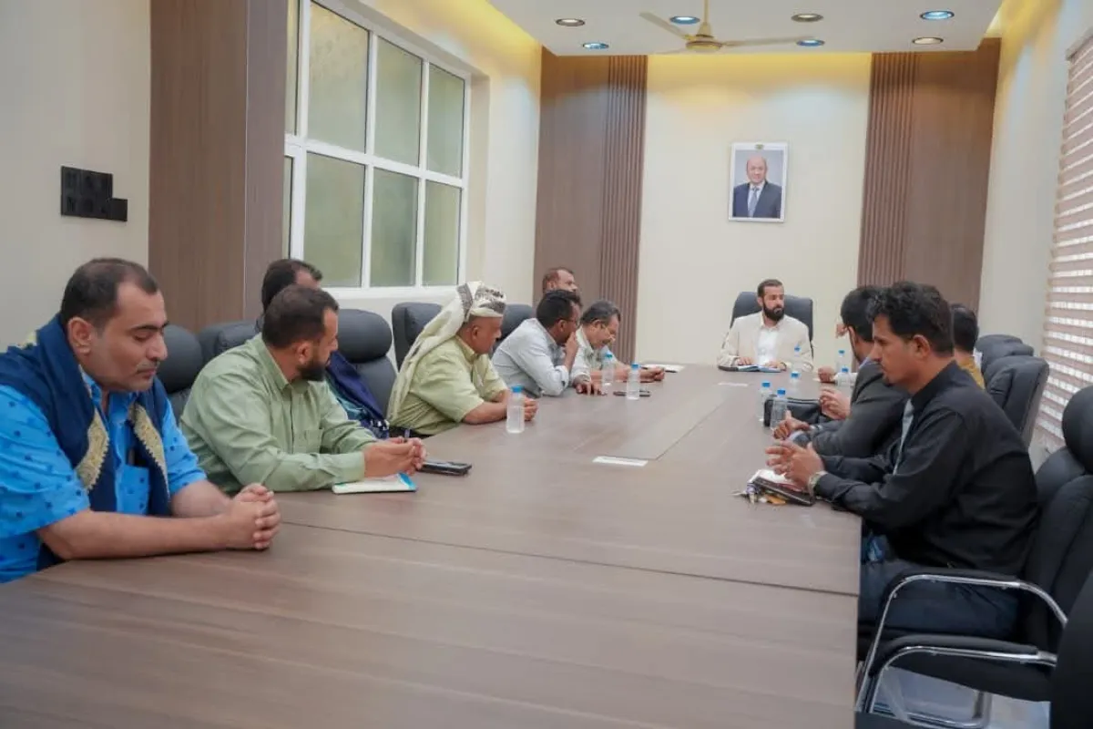 محافظ أبين يؤكد أهمية إنجاز مشروع مياه أمصرة بمديرية لودر وتسريع وتيرة العمل فيه