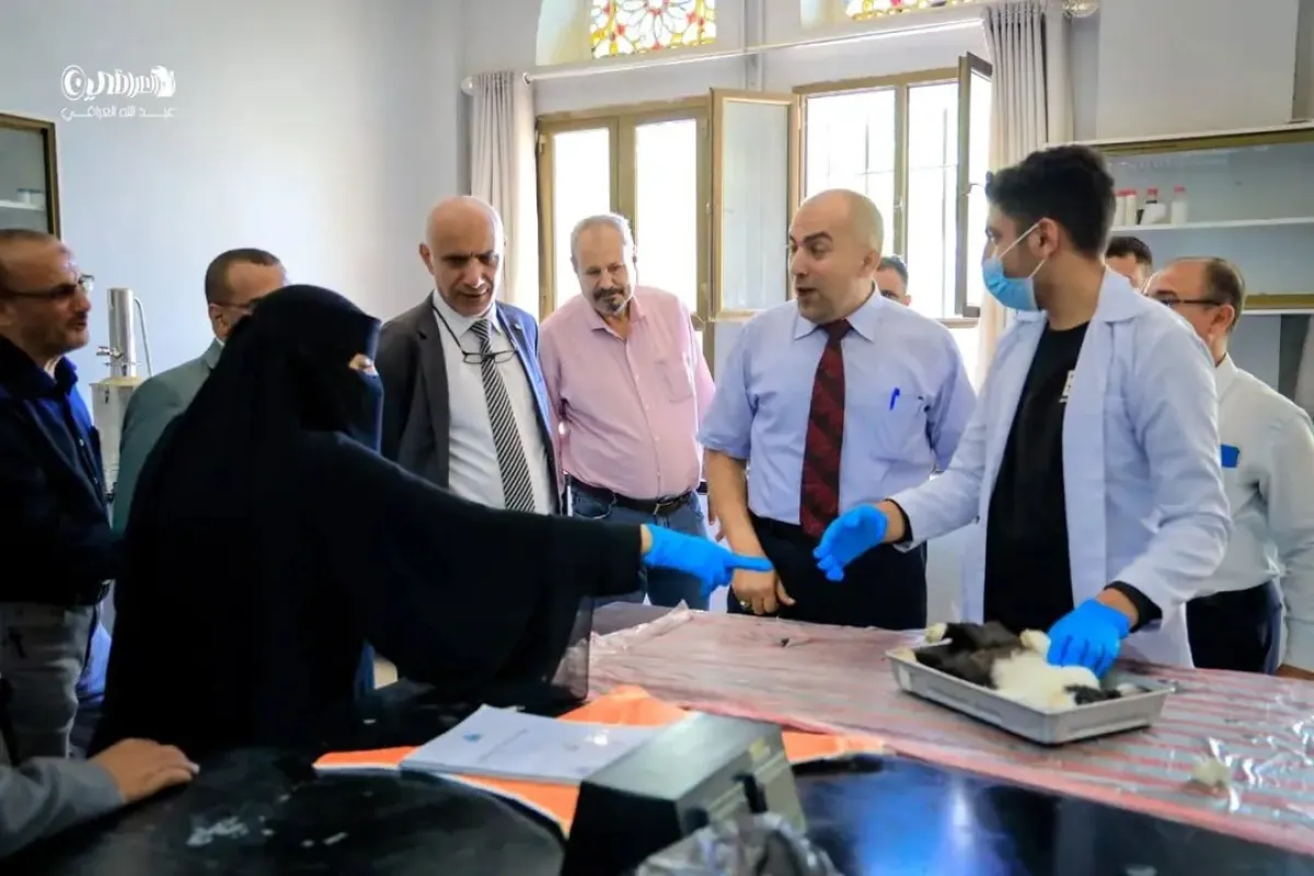 رئيس جامعة إقليم سبأ يبحث مع قيادة جامعة تعز آفاق التعاون الأكاديمي وتبادل الخبرات