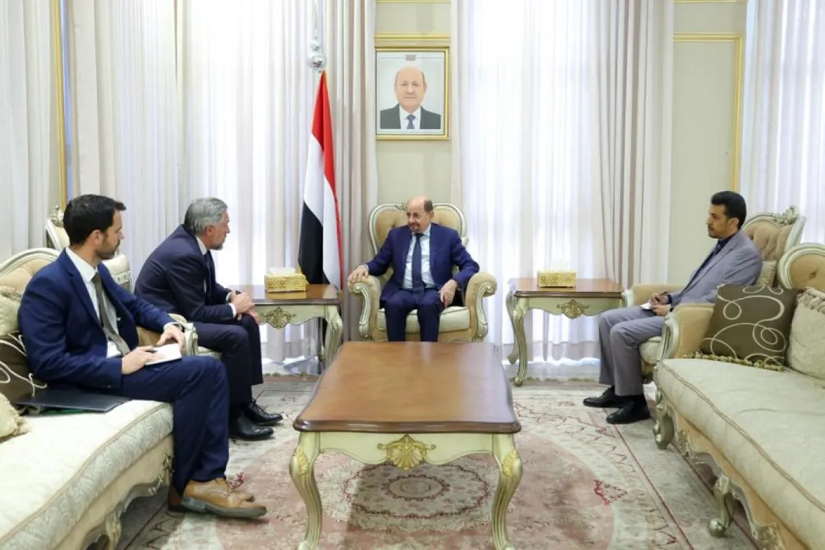 رئيس الوزراء وزير الخارجية يستعرض مع رئيس بعثة الاتحاد الأوروبي دعم الإصلاحات الحكومية وتوسيع الشراكة التنموية