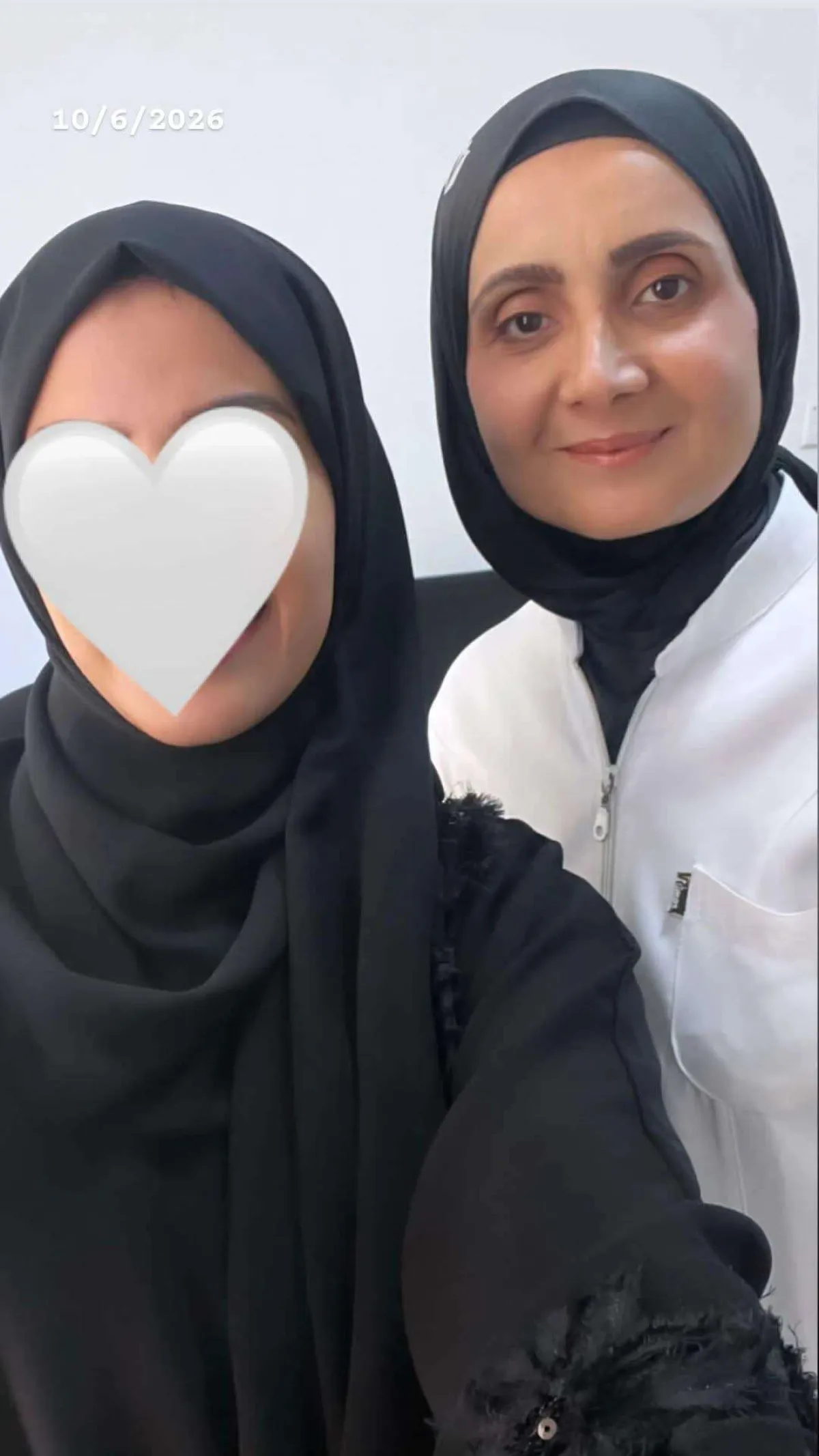 "التقطت معها صورة دون أن أعلم أنها الأخيرة".. طبيبة تكشف اللحظات الاخيرة مع الدكتورة سماهر وزوجها بعدن