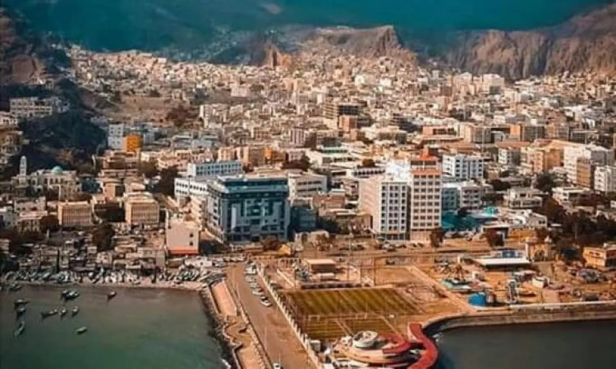 قتلى وجرحى إثر اعتداء مسلح استهدف منزل محافظ عدن