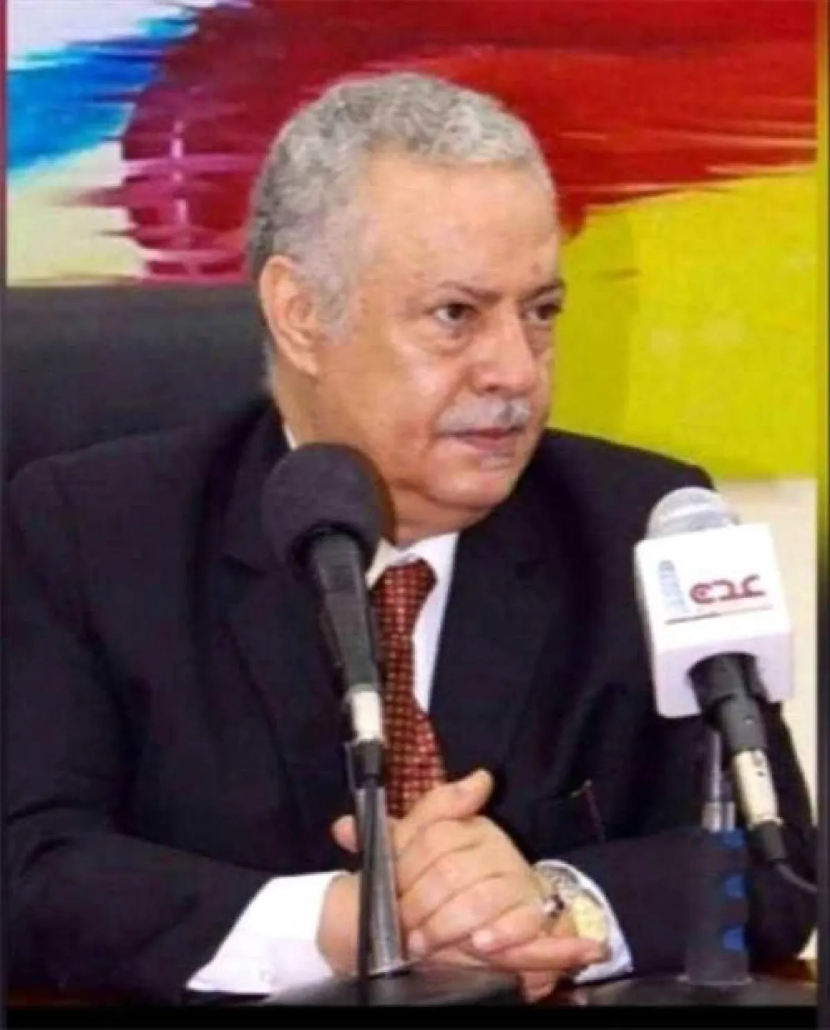 مستشار رئاسي يدين جريمة الاعتداء على منزل محافظ عدن 