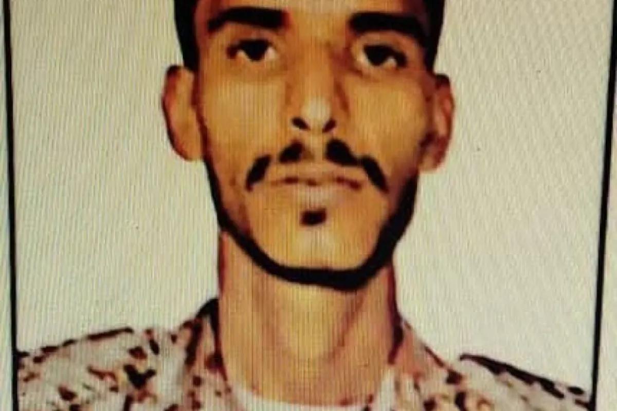 تسبب بسقوط قتلى بينهم طبيب سوري وزوجته.. تفاصيل الهجوم الذي استهدف منزل محافظ عدن وانتهى  بمقتل الجاني