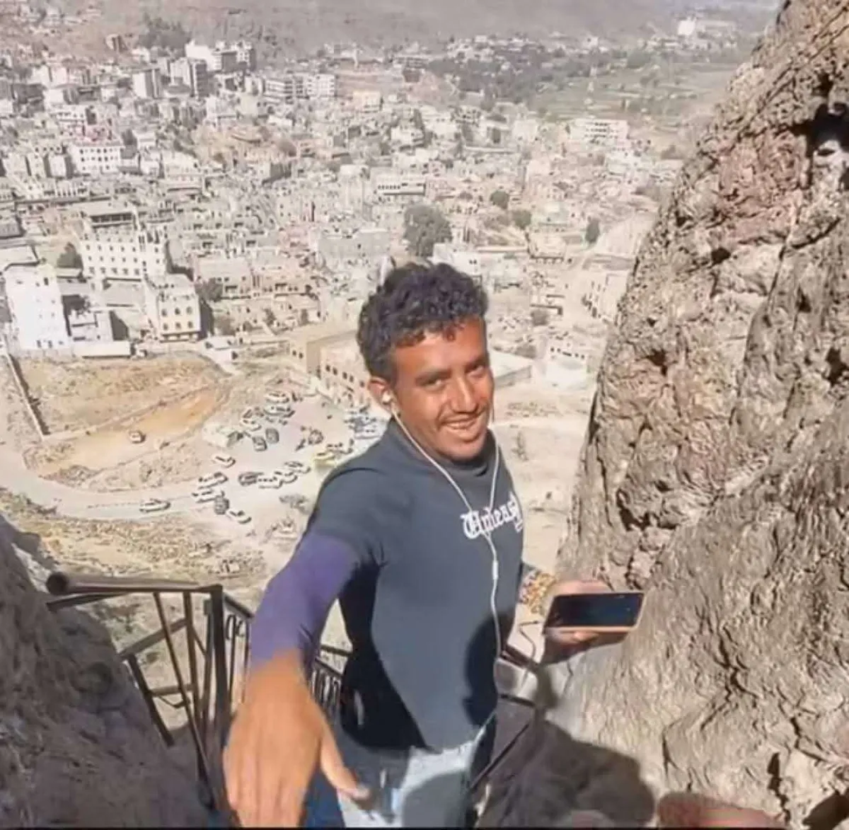 دعوات شعبية لتسمية حرضة دمت بـ"فوهة القعقاع"