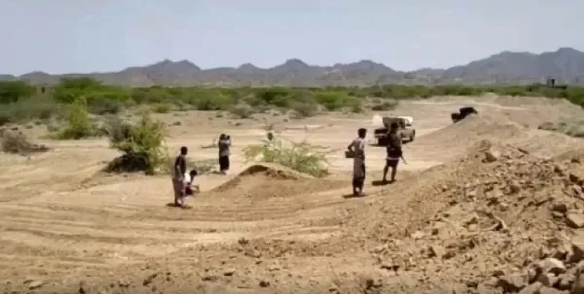 فريق سعودي ينتشل حيًا سكنياً من كارثة بعد اكتشاف جسم خطير مدفون تحت الأرض